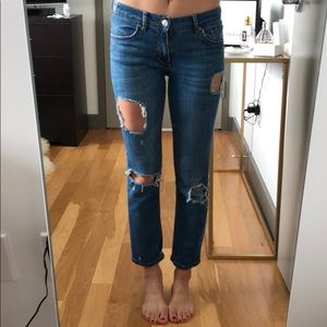 Zara zipped jeans - relaxed fit and medium rise